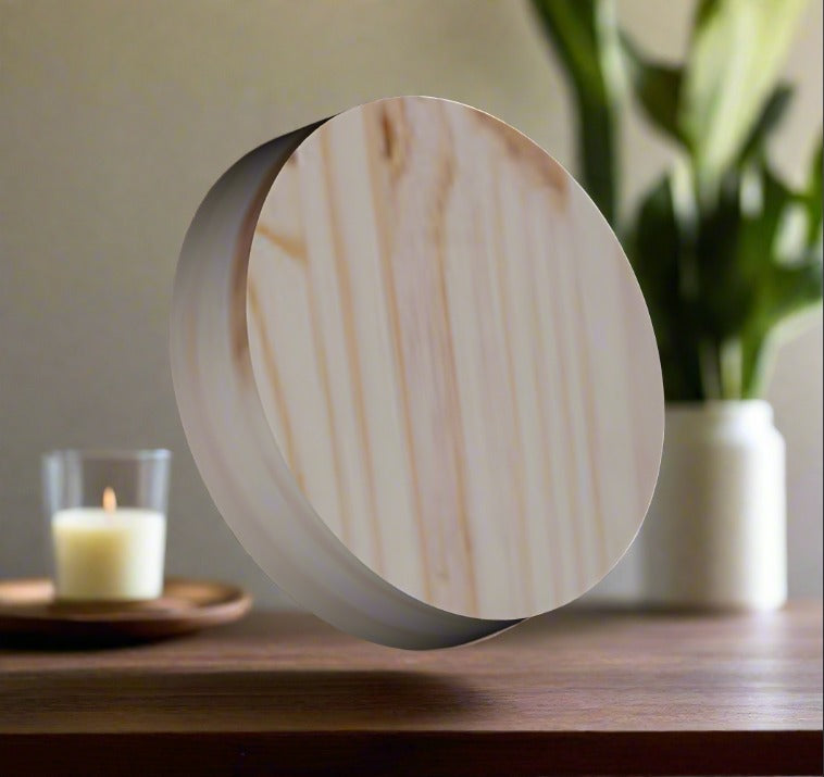 Candlestick round, pine 6 cm.